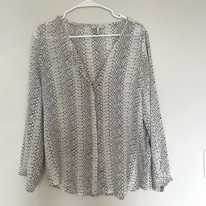 SILK Joie Blouse Size M